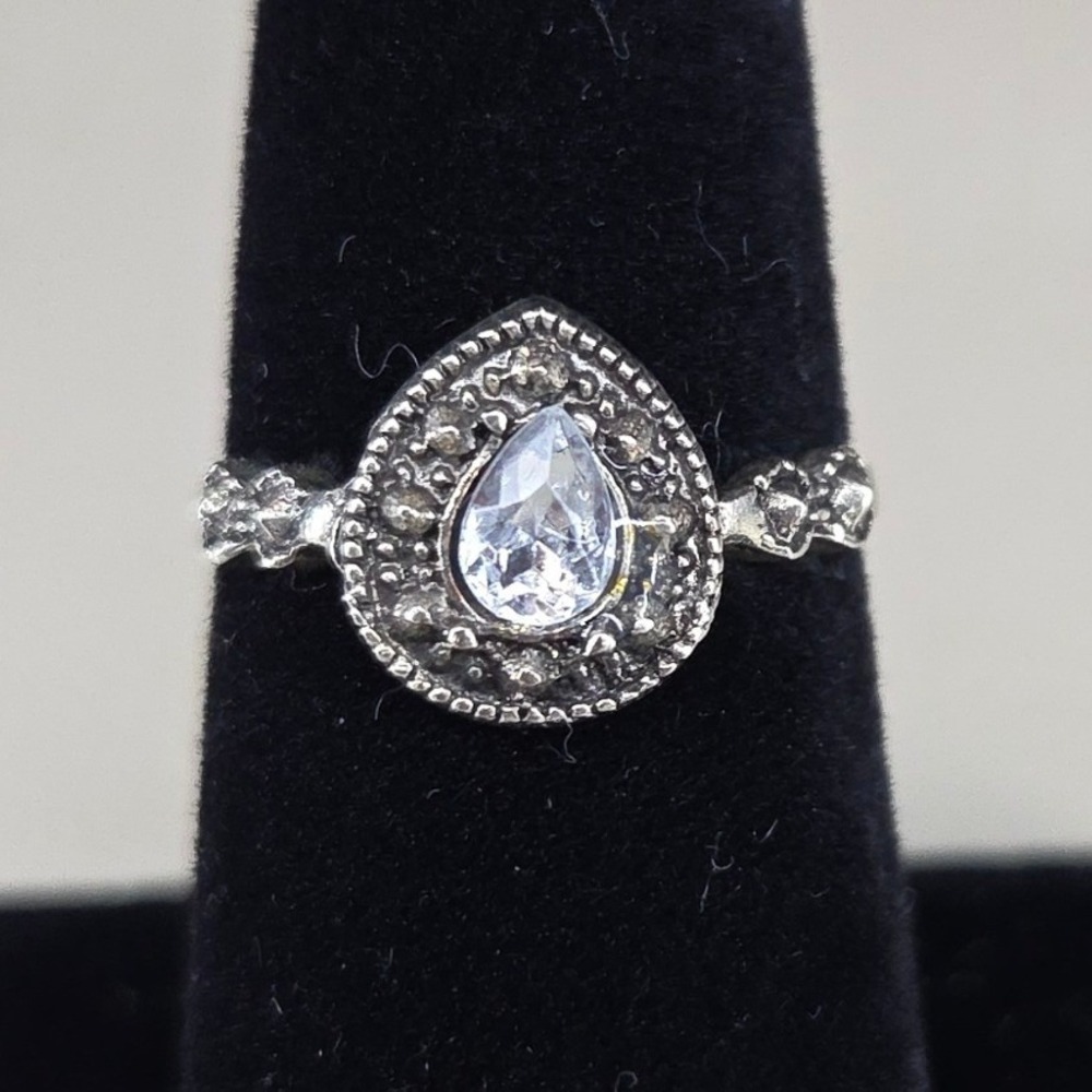 Vintage Style Silver Tone‎ Pear Cut Crystal Teardrop Statement Ring Size 7.25